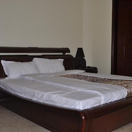 Biraj International Hotel Kampala Exterior photo