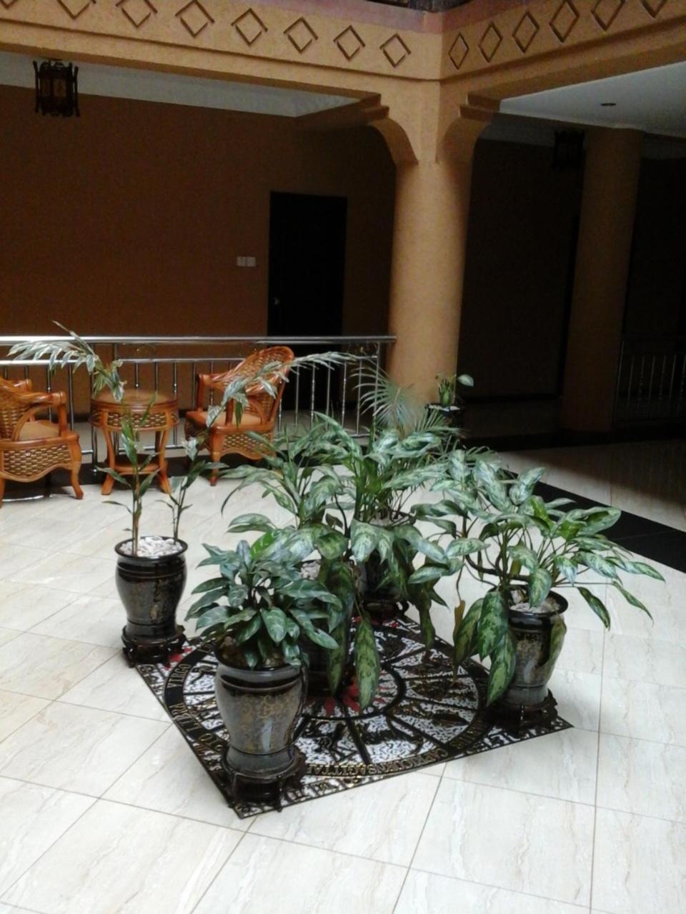 Biraj International Hotel Kampala Exterior photo